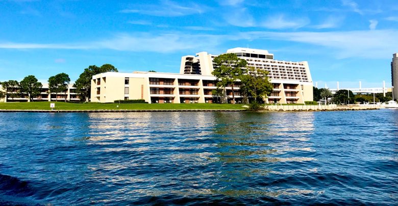 Contemporary resort