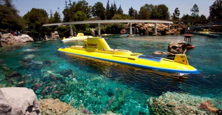 Finding Nemo Submarine Voyage