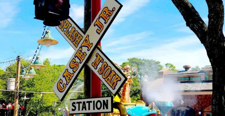 Casey Jr Splash Soak