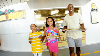 Cruise Food Station