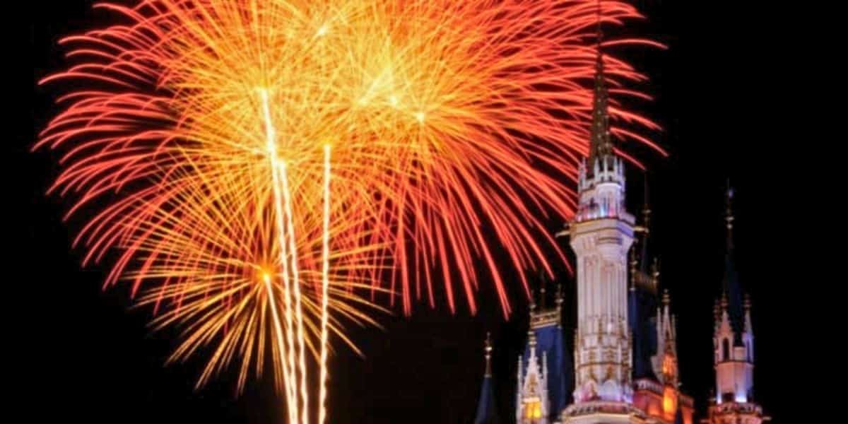 Fireworks of Tokyo Disneyland's Cinderella Castle