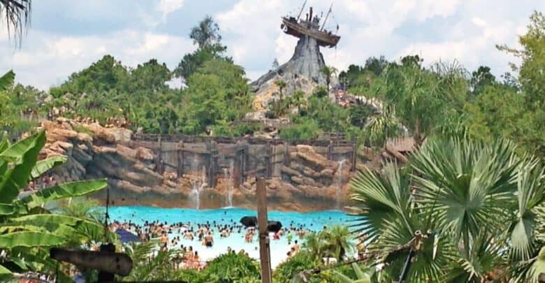 A rare view of the Disney Typhoon Lagoon surf pool with Mount Mayday in the background.